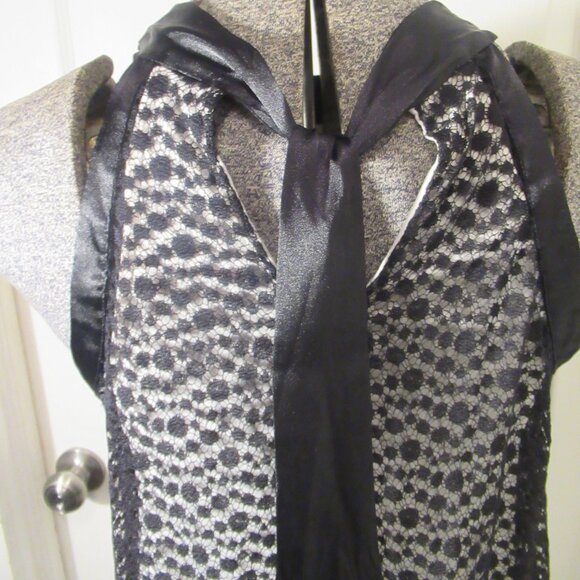 Nicole Miller Black & White Lace Dot Size Small Halter Neck Top Satin Bow Tie - Picture 13 of 14